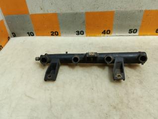 Запчасть рейка топливная (рампа) Peugeot 206