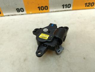 Фото запчасти моторчик заслонки отопителя Datsun On-Do 2016 Б/У запчасть Запчасть моторчик заслонки отопителя Datsun On-Do 2016