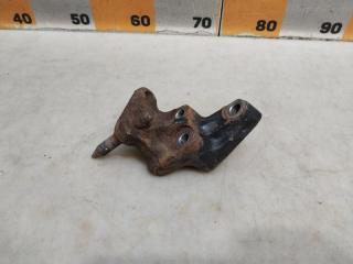 Фото запчасти кронштейн двигателя Honda CR-V 2000 Б/У запчасть Запчасть кронштейн двигателя Honda CR-V 2000