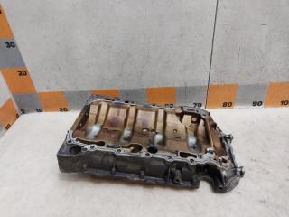 Запчасть поддон масляный двигателя Volkswagen Passat 2010