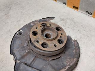 Кулак поворотный задний правый C-Class 1994 W202 2.8