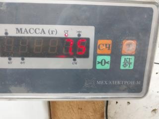 Кулак поворотный задний правый C-Class 1994 W202 2.8