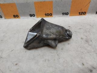 Кронштейн двигателя левый C-Class 1994 W202 2.8