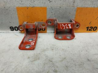 Запчасть петля двери задняя правая Lifan Solano 2016