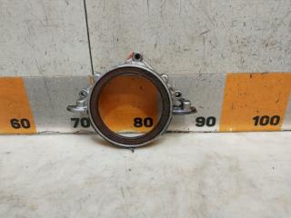 Запчасть крышка двигателя задняя Mitsubishi Montero Sport 2000