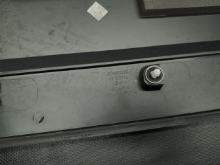 Накладка стойки правая R