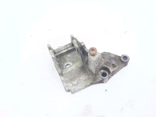 Запчасть кронштейн генератора Peugeot 406 2002