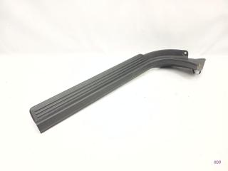 Фото запчасти накладка порога внутренняя передняя левая Subaru Impreza WRX STI 2001 Б/У запчасть Запчасть накладка порога внутренняя передняя левая Subaru Impreza WRX STI 2001