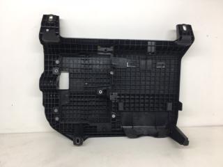 Фото запчасти крышка блока предохранителей Mercedes A200 Б/У запчасть Запчасть крышка блока предохранителей Mercedes A200