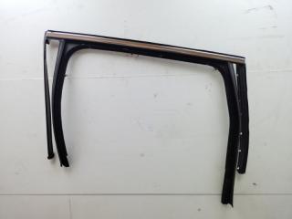 Уплотнитель стекла задний левый Volkswagen Touareg 2 2014