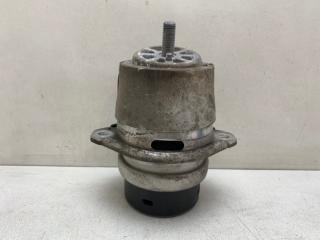 Подушка двигателя Volkswagen Touareg 2 2012
