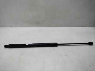 Запчасть амортизатор багажника Volkswagen Touareg 2