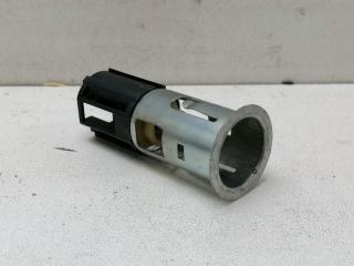 Запчасть гнездо прикуривателя ( прикуриватель ) Volkswagen Touareg 2