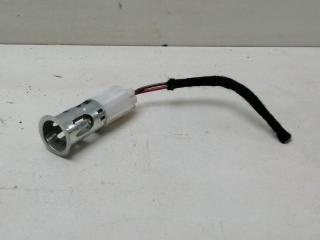 Запчасть гнездо прикуривателя ( прикуриватель ) Volkswagen Touareg 2
