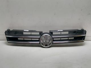 Решетка радиатора Volkswagen Touareg 2