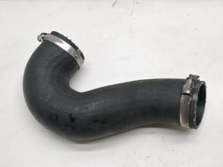 Патрубок интеркулера Volkswagen Touareg 2 Б/У Патрубок интеркулера Volkswagen Touareg 2
