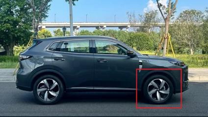 Накладка крыла передняя правая Changan CS55 Plus NEW