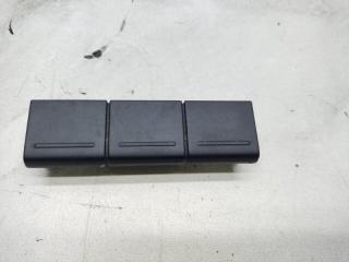 Запчасть заглушка Volkswagen Amarok