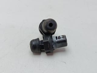 Отбойник двери багажника задний Volkswagen Touareg 2