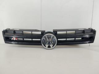Решетка радиатора Volkswagen Touareg 2
