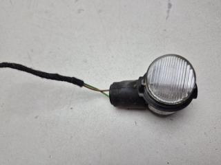 Запчасть фонарь подсветки в зеркало правый Volkswagen Touareg 2