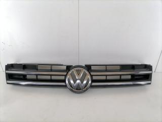 Решетка радиатора Volkswagen Touareg 2