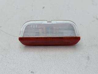 Плафон освещения салона Volkswagen Touareg 2