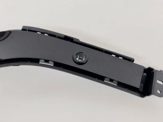 Накладка бампера правая J8 Накладка бампера правая J8