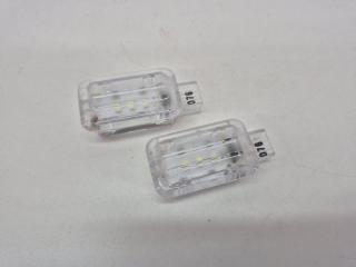 Запчасть плафон освещения салона Land Rover Range Rover