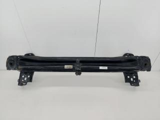 Усилитель бампера передний Volkswagen Touareg 2