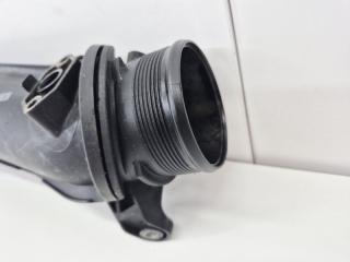 Патрубок интеркулера Volkswagen Touareg 2 NF 3.0 TDi