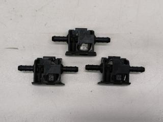 Форсунка омывателя передняя Mercedes CLA