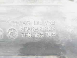 Патрубок интеркулера Touareg NF 3.0 TDi