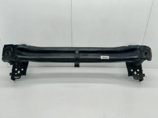 Усилитель бампера передний Volkswagen Touareg