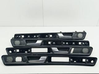 Комплект накладок дверей Volkswagen Touareg 2 Б/У Комплект накладок дверей Volkswagen Touareg 2