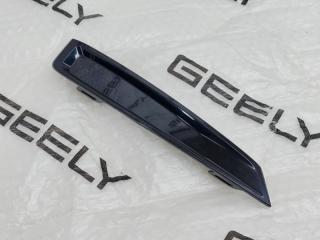 Запчасть накладка противотуманной фары передняя правая Geely Atlas PRO