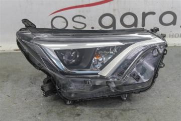 Запчасть фара правая Toyota RAV4 2017