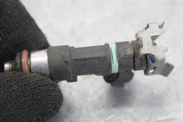 Запчасть форсунка топливная Nissan Teana 2010