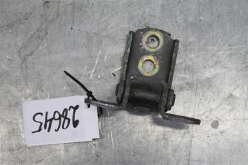Запчасть петля двери зп нижняя Nissan Qashqai