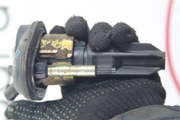 Фото запчасти катушка зажигания Chevrolet TrailBlazer 2005 контрактная запчасть Запчасть катушка зажигания Chevrolet TrailBlazer 2005
