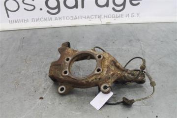 Кулак передний правый Nissan Teana 2006