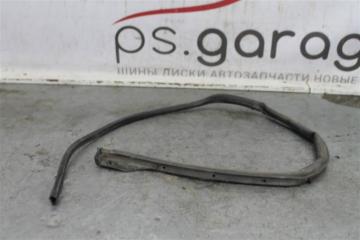 Уплотнитель двери пл Citroen С4 2013