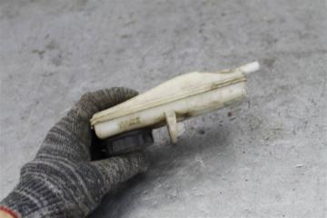 Бачок главного тормозного цилиндра С4 2013 Хэчбек 1.6 EP6 120л.с. Бачок главного тормозного цилиндра С4 2013 Хэчбек 1.6 EP6 120л.с.