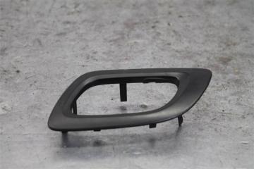 Запчасть накладка ручки внутренней Citroen С4 2013