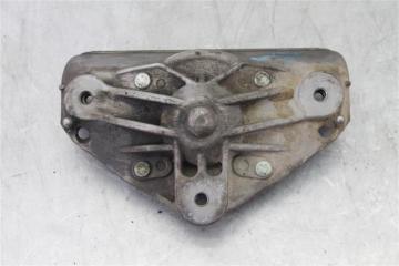 Запчасть кронштейн амортизатора Porsche Cayenne 2003