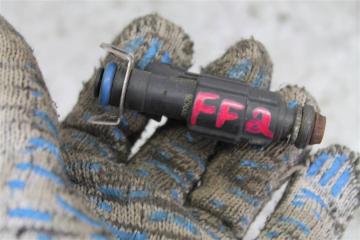 Фото запчасти форсунка топливная Ford Focus 2008 контрактная запчасть Запчасть форсунка топливная Ford Focus 2008