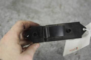 Запчасть кнопка стеклоподъемника Mitsubishi Outlander 2009