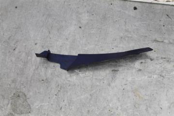 Запчасть уголок жабо правый Opel Astra 2006
