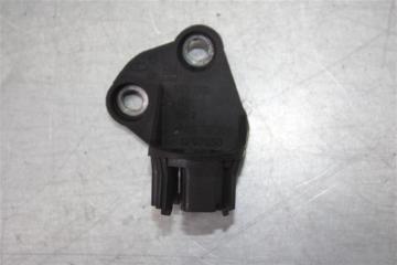 Запчасть кронштейн Opel Astra 2006