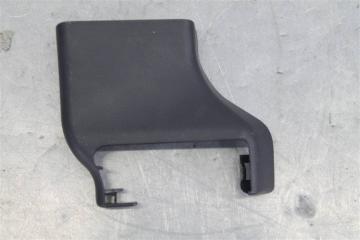 Запчасть накладка сиденья Mazda 3 2009